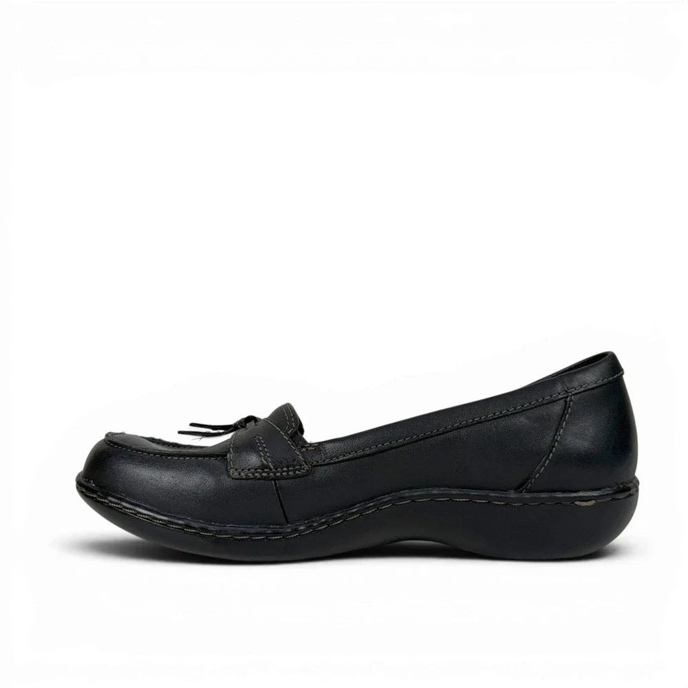 Clarks Ashland Bubble Loafers Womens 7.5 Wide Black Leather Slip On Tassel